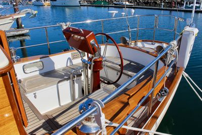 Yacht