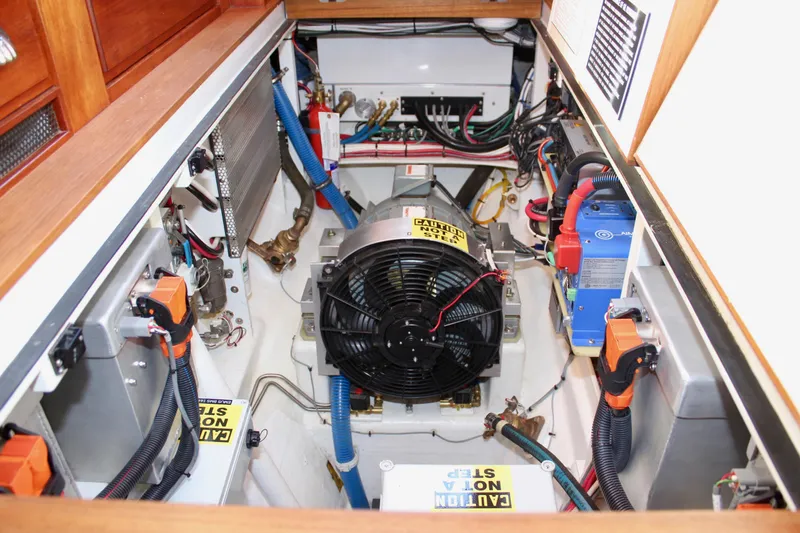 Robert Lewis Yacht Photos Pics 