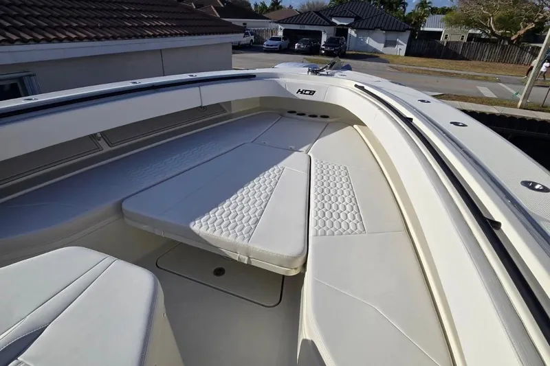  Yacht Photos Pics 2017 HCB 42 Siesta boat with spacious seating and sleek design.