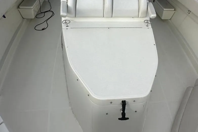  Yacht Photos Pics 2017 Hydra-Sports 4200 Siesta boat interior with white seating and storage.