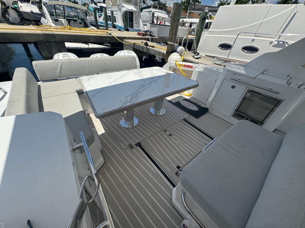 2019 Azimut 42 