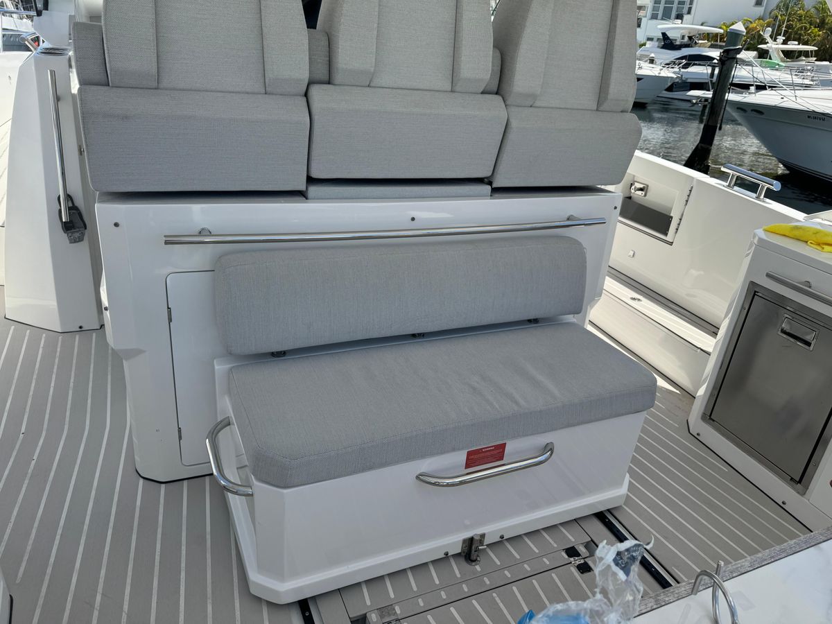 2019 Azimut 42 