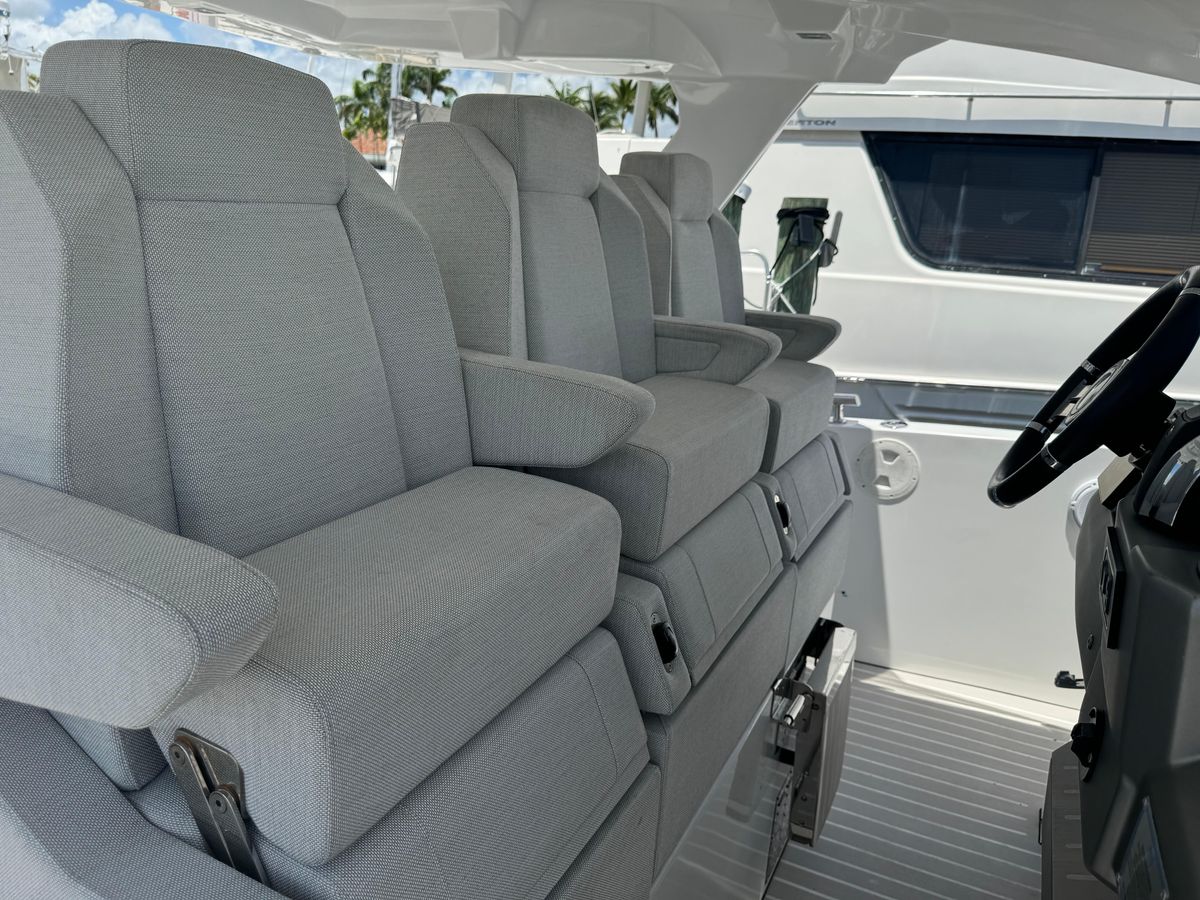 2019 Azimut 42 