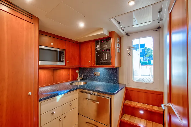 Reel Life Yacht Photos Pics 