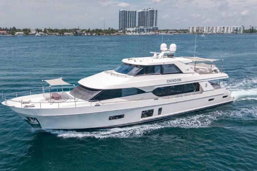 2017 Ocean Alexander 100 