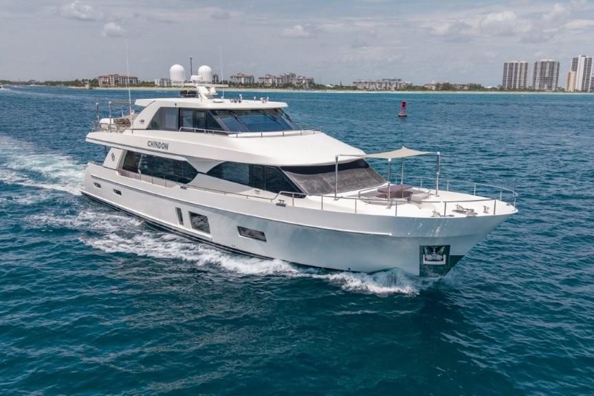 2017 Ocean Alexander 100 