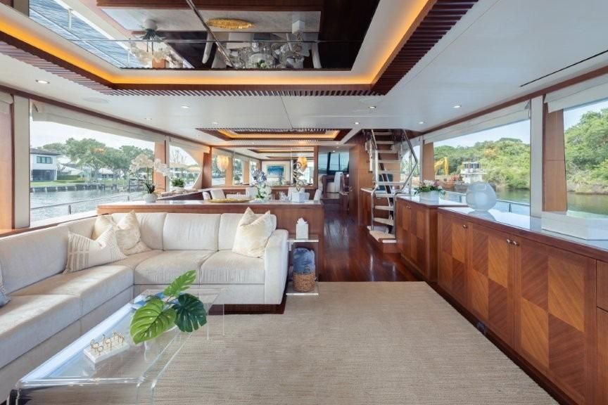 2017 Ocean Alexander 100 