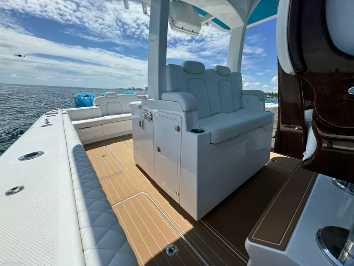  Yacht Photos Pics Luxury 2022 HCB Lujo boat interior with plush seating and ocean view.