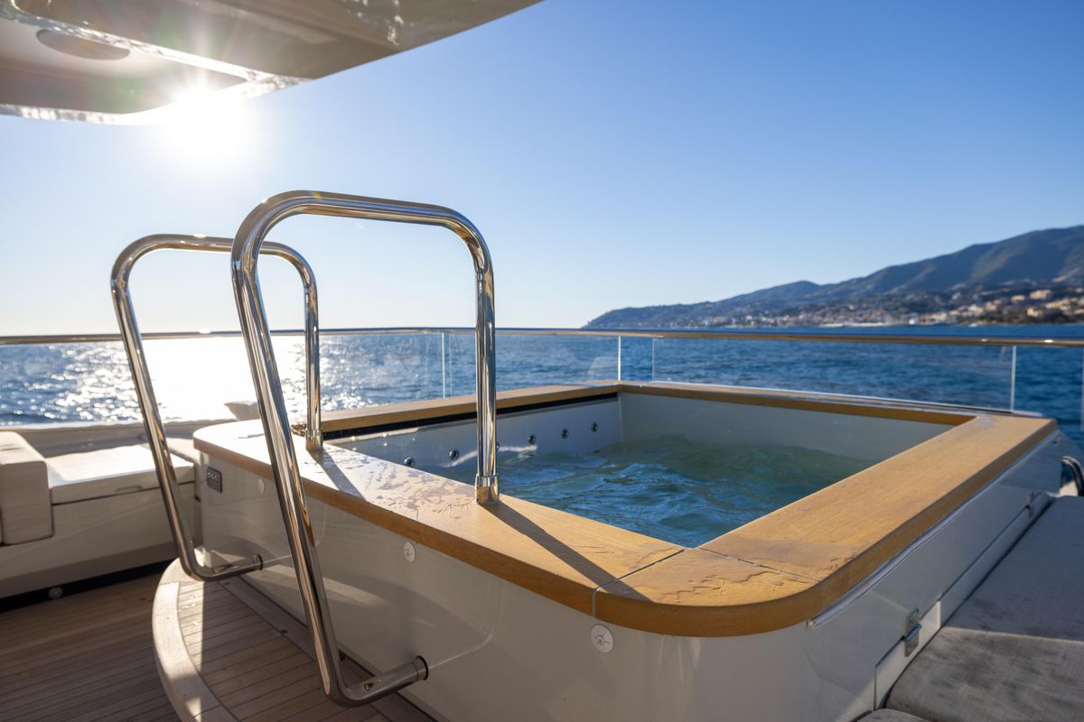 2023 Cantiere Delle Marche 115 