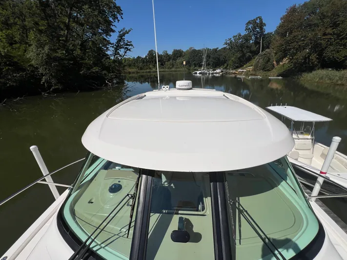 Blue Lotus Yacht Photos Pics 