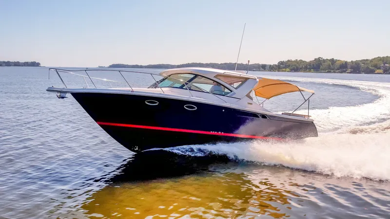 Blue Lotus Yacht Photos Pics 