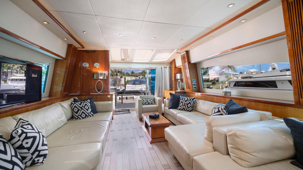 2007 Sunseeker 108 