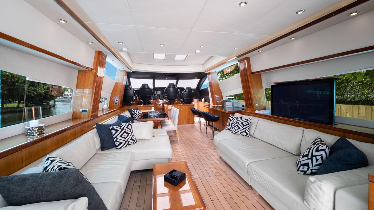 2007 Sunseeker 108 