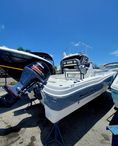 2023 NauticStar 211 Hybrid