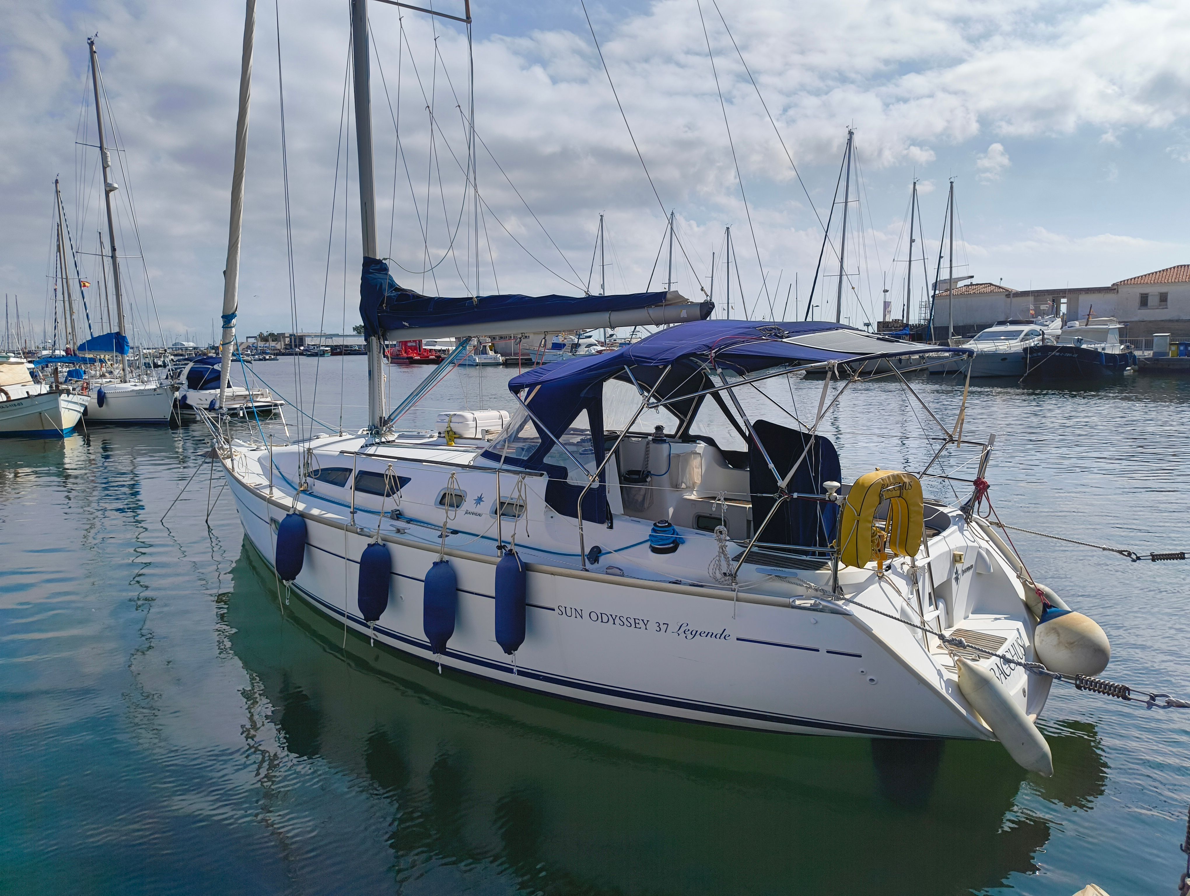 2005 Jeanneau Sun Odyssey 37