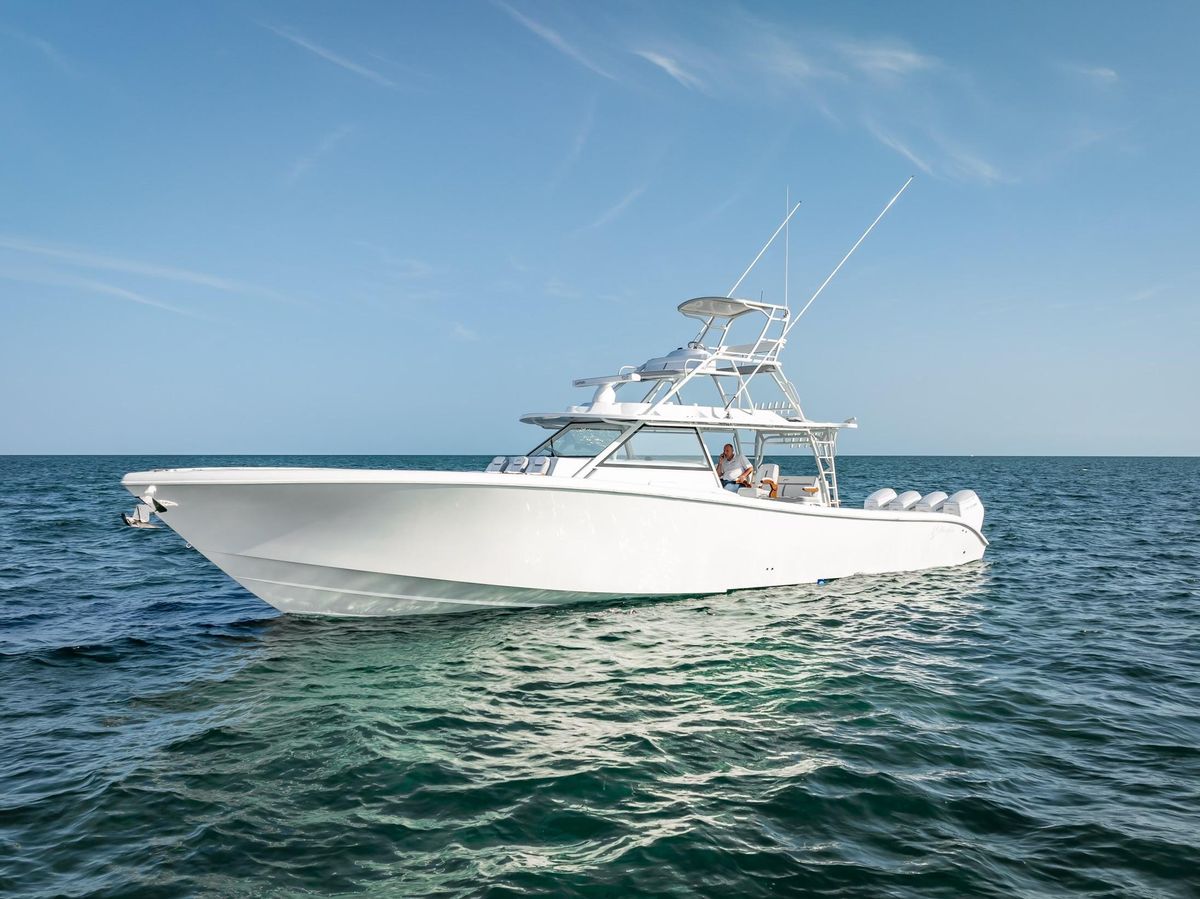2023 Yellowfin 54 