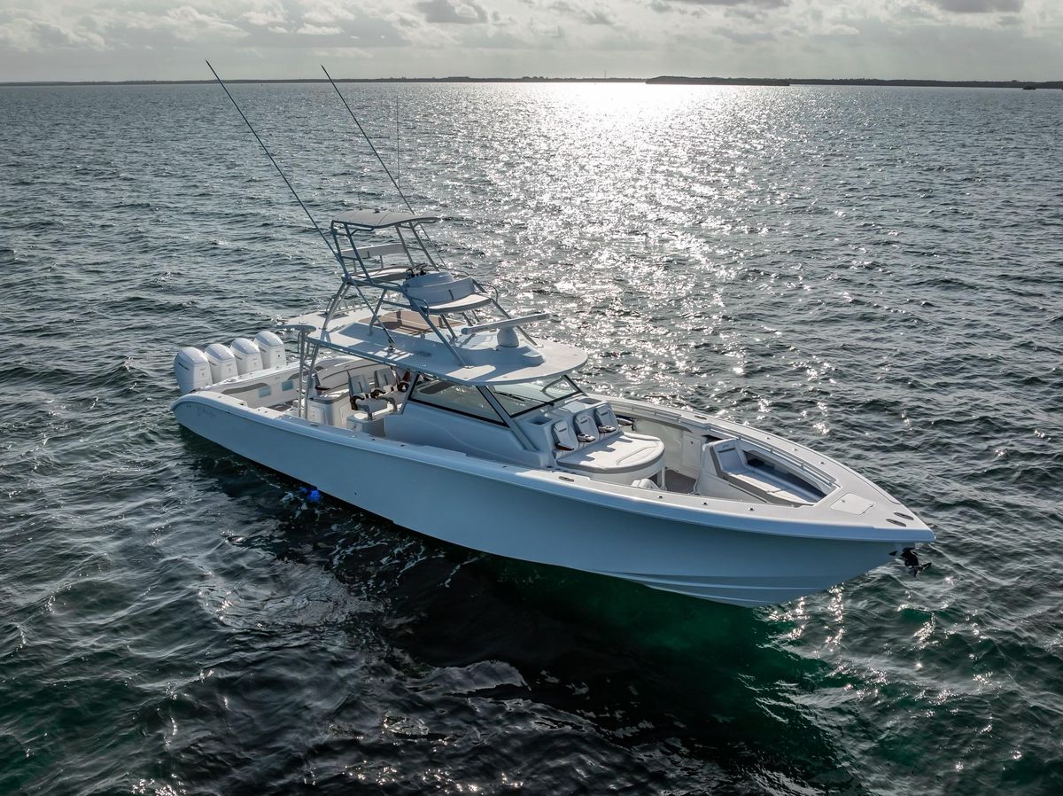 2023 Yellowfin 54 