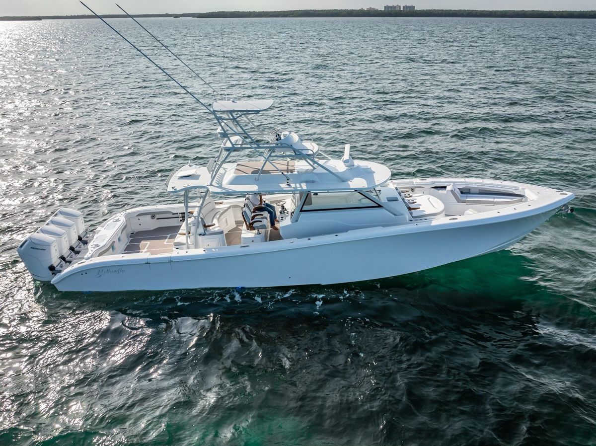 2023 Yellowfin 54 
