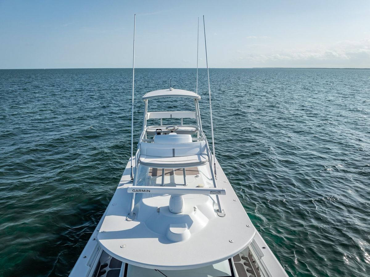 2023 Yellowfin 54 