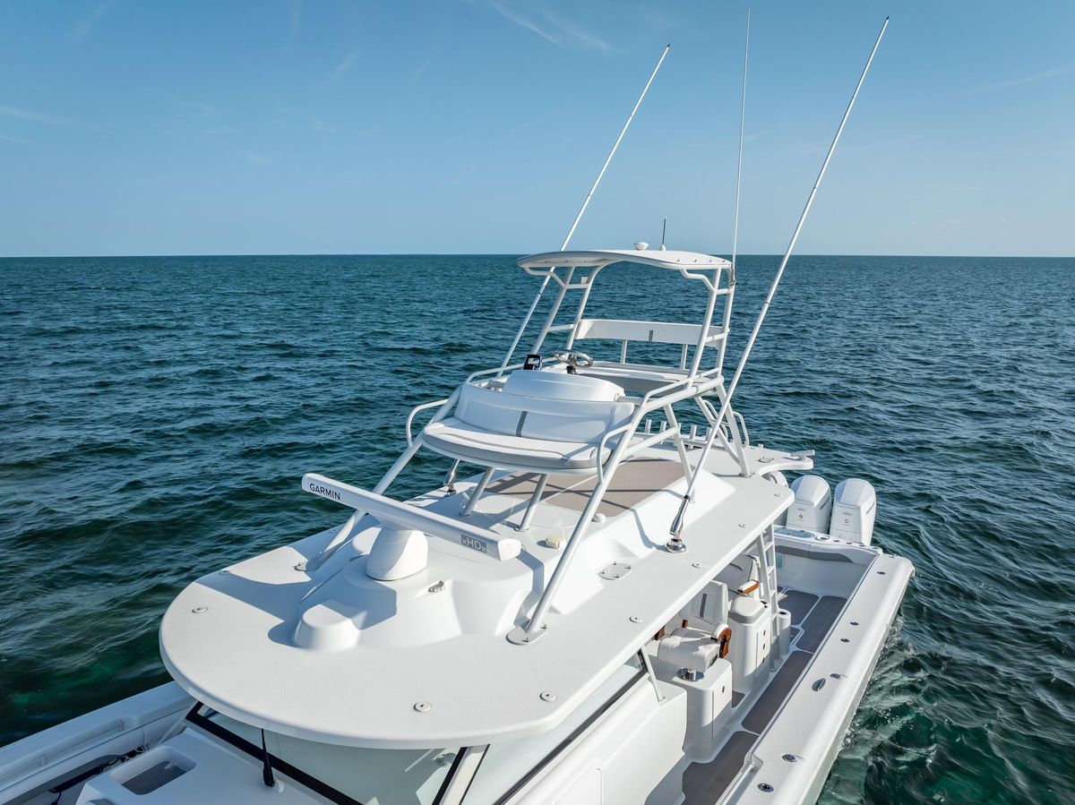 2023 Yellowfin 54 