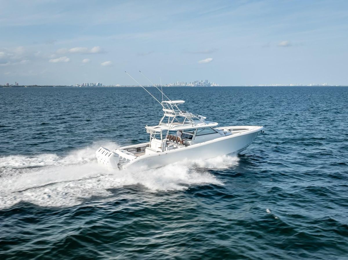 2023 Yellowfin 54 