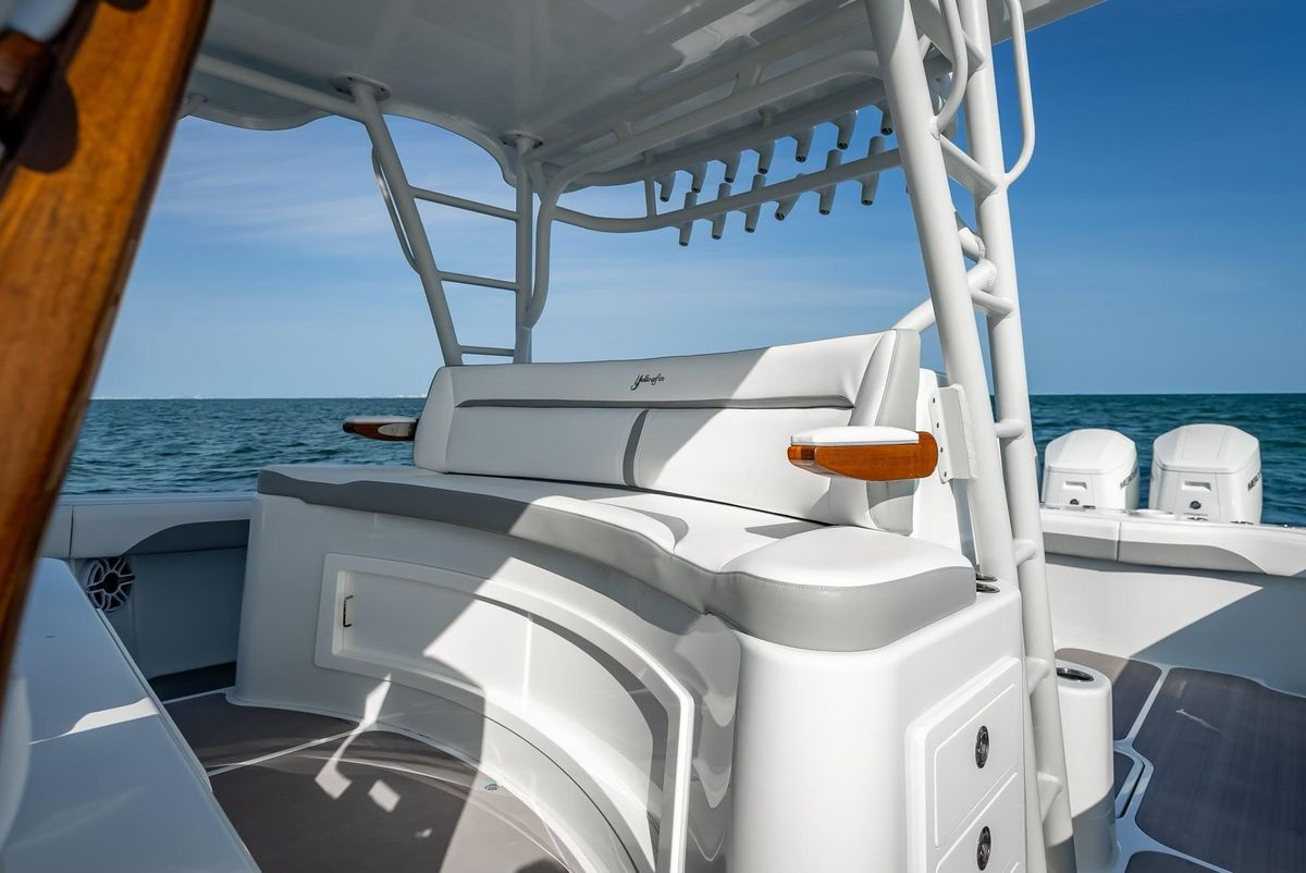 2023 Yellowfin 54 