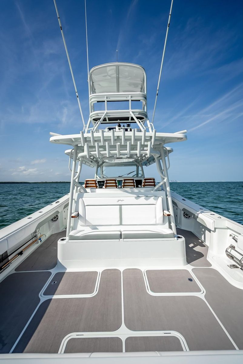 2023 Yellowfin 54 