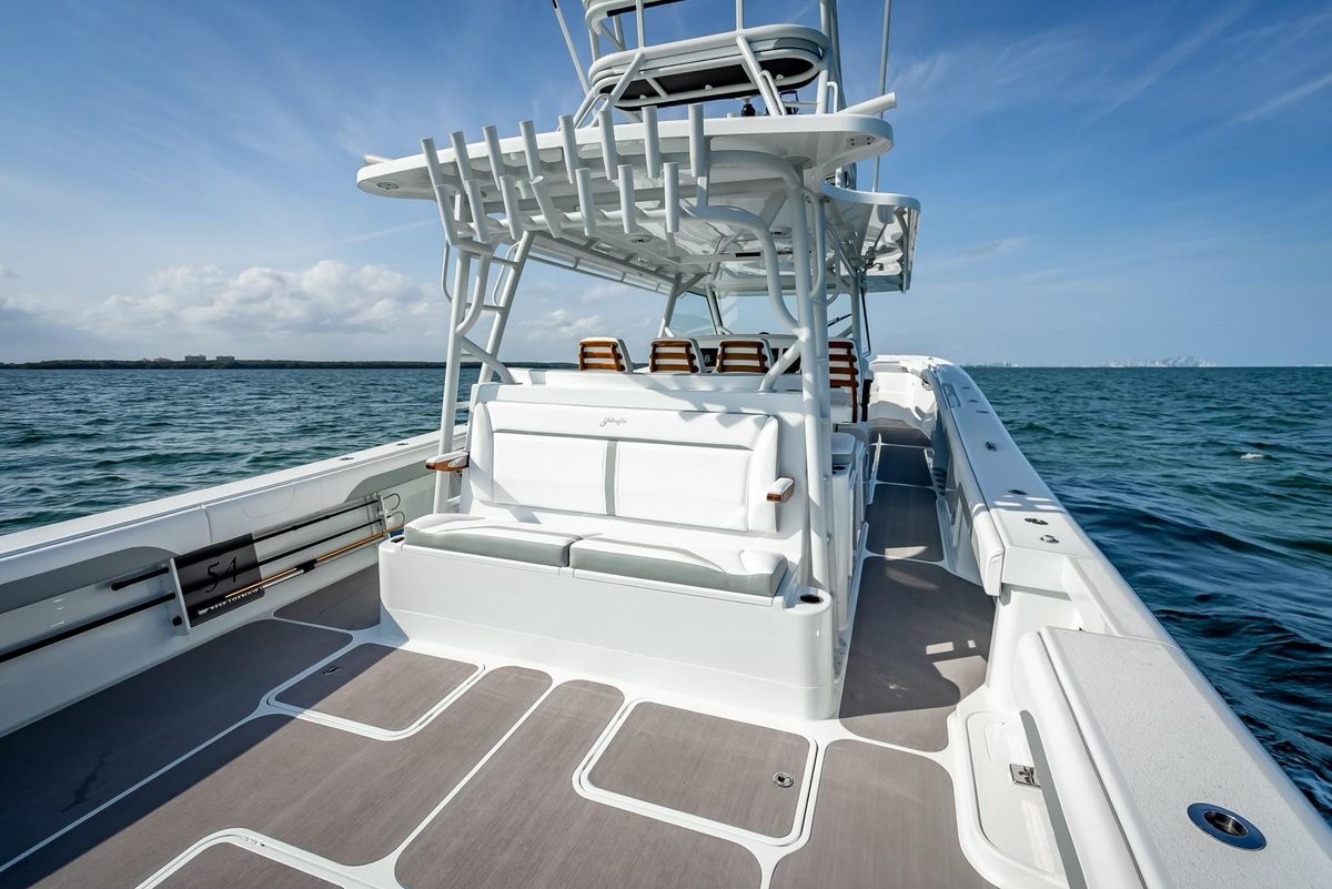 2023 Yellowfin 54 
