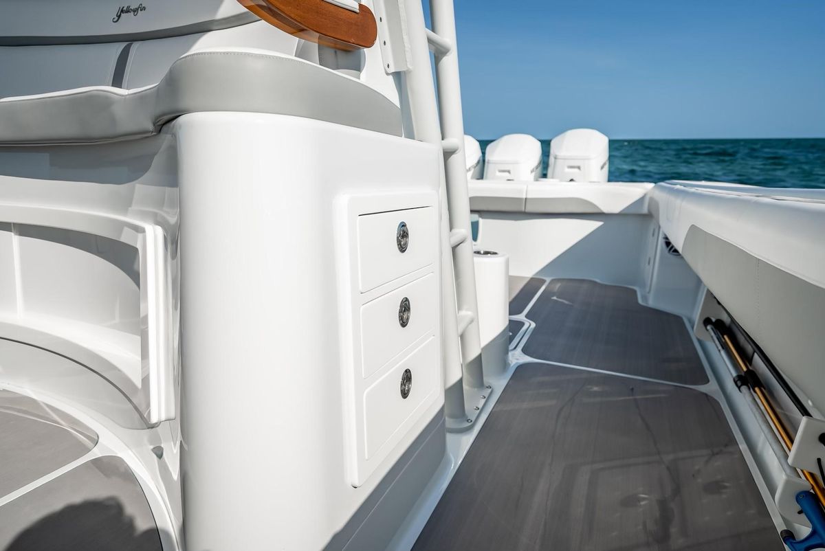 2023 Yellowfin 54 