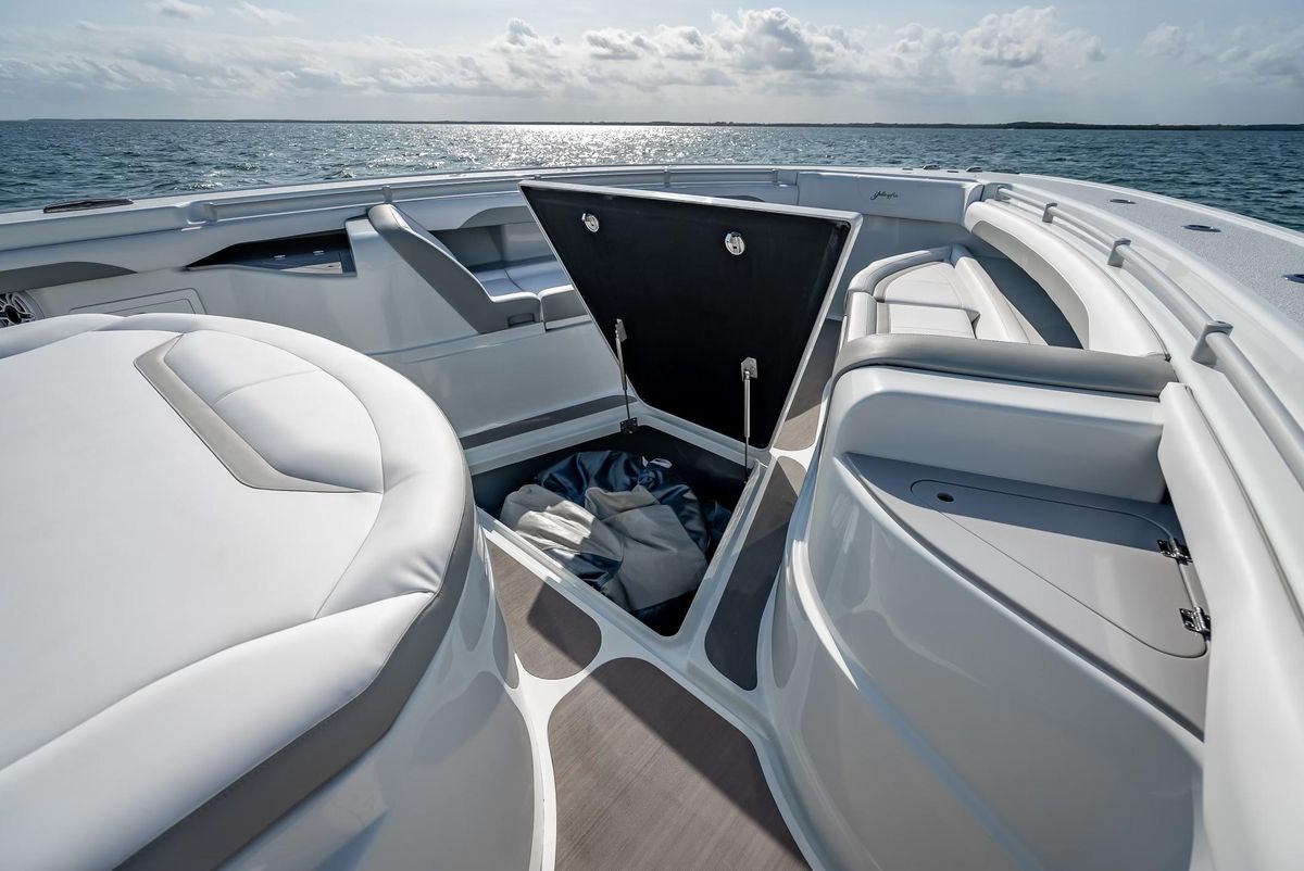 2023 Yellowfin 54 