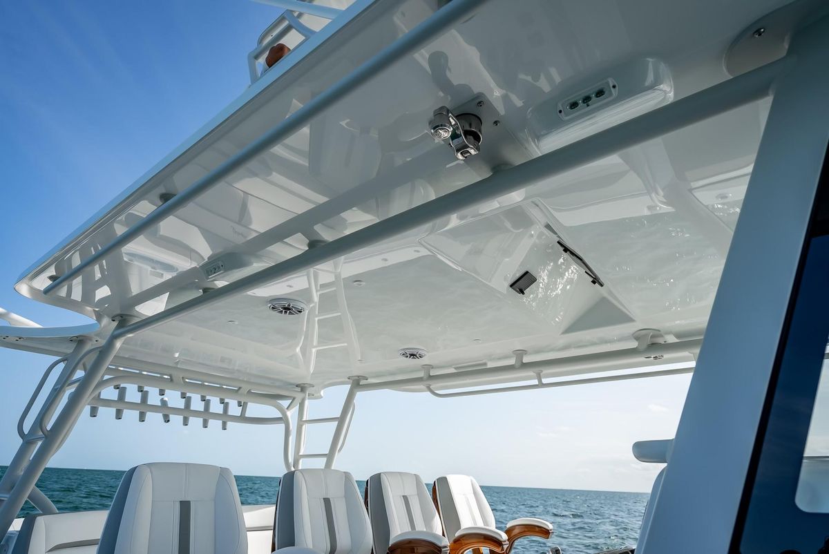 2023 Yellowfin 54 