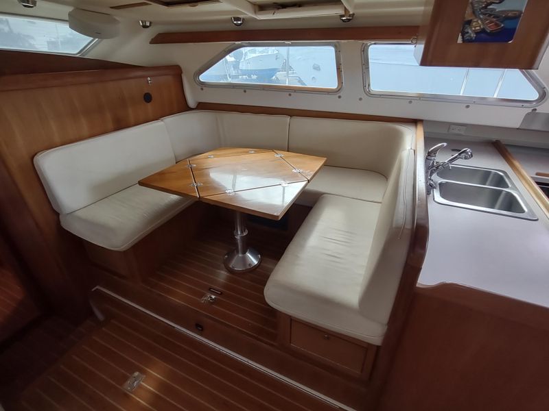 2006 Catalina Morgan 440