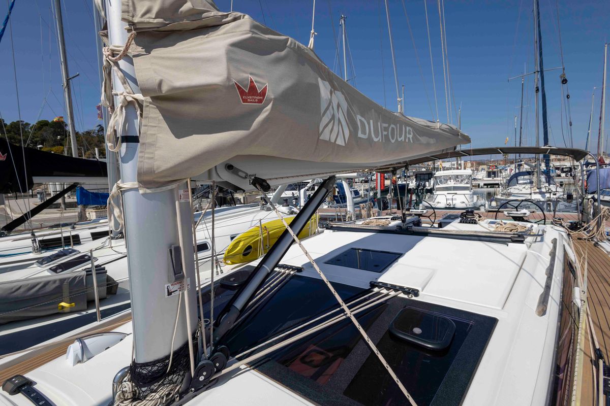 2023 Dufour 43 