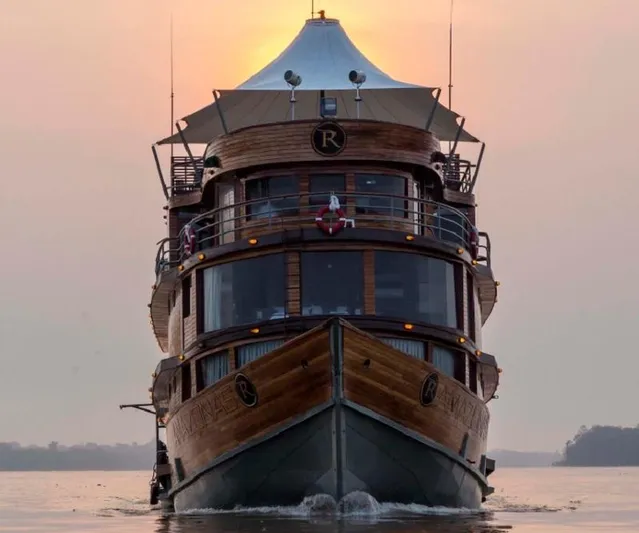 Crucero Amazonas Yacht Photos Pics 