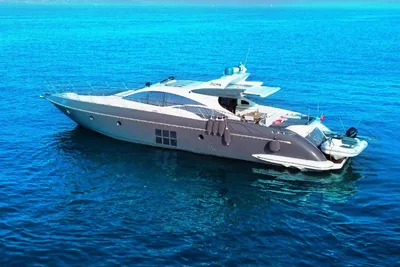 2006 Azimut 68S