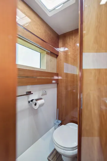 La Cura Yacht Photos Pics 