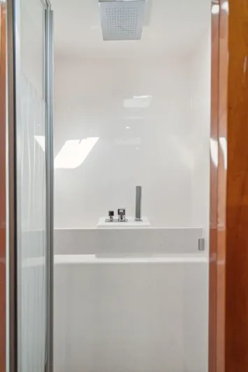 La Cura Yacht Photos Pics 