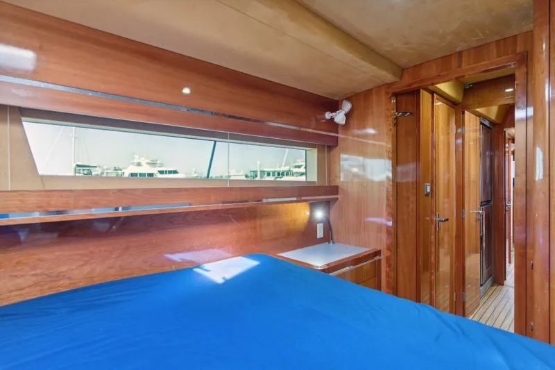 La Cura Yacht Photos Pics 