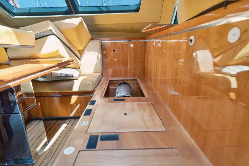 La Cura Yacht Photos Pics 