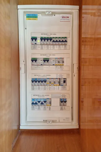 La Cura Yacht Photos Pics 