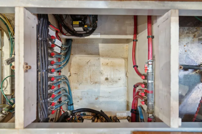 La Cura Yacht Photos Pics 