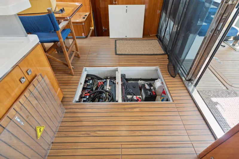 La Cura Yacht Photos Pics 