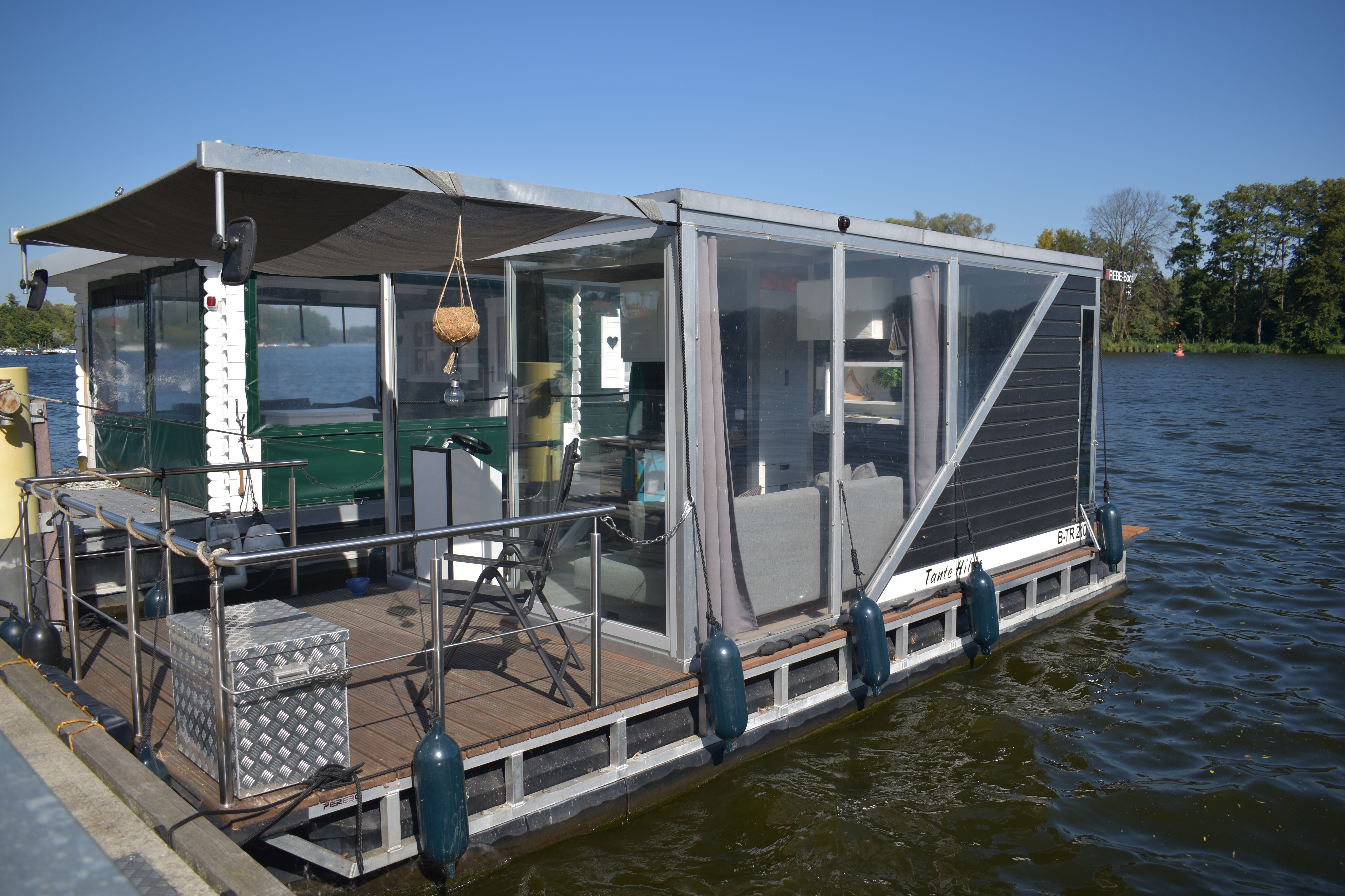 2018 Custom Hausboot, Motorboot