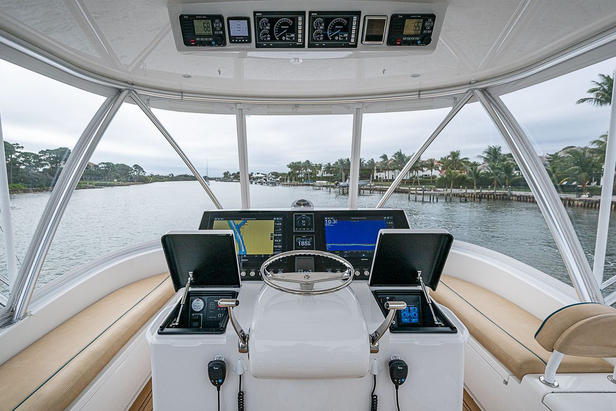 2021 Viking 46 