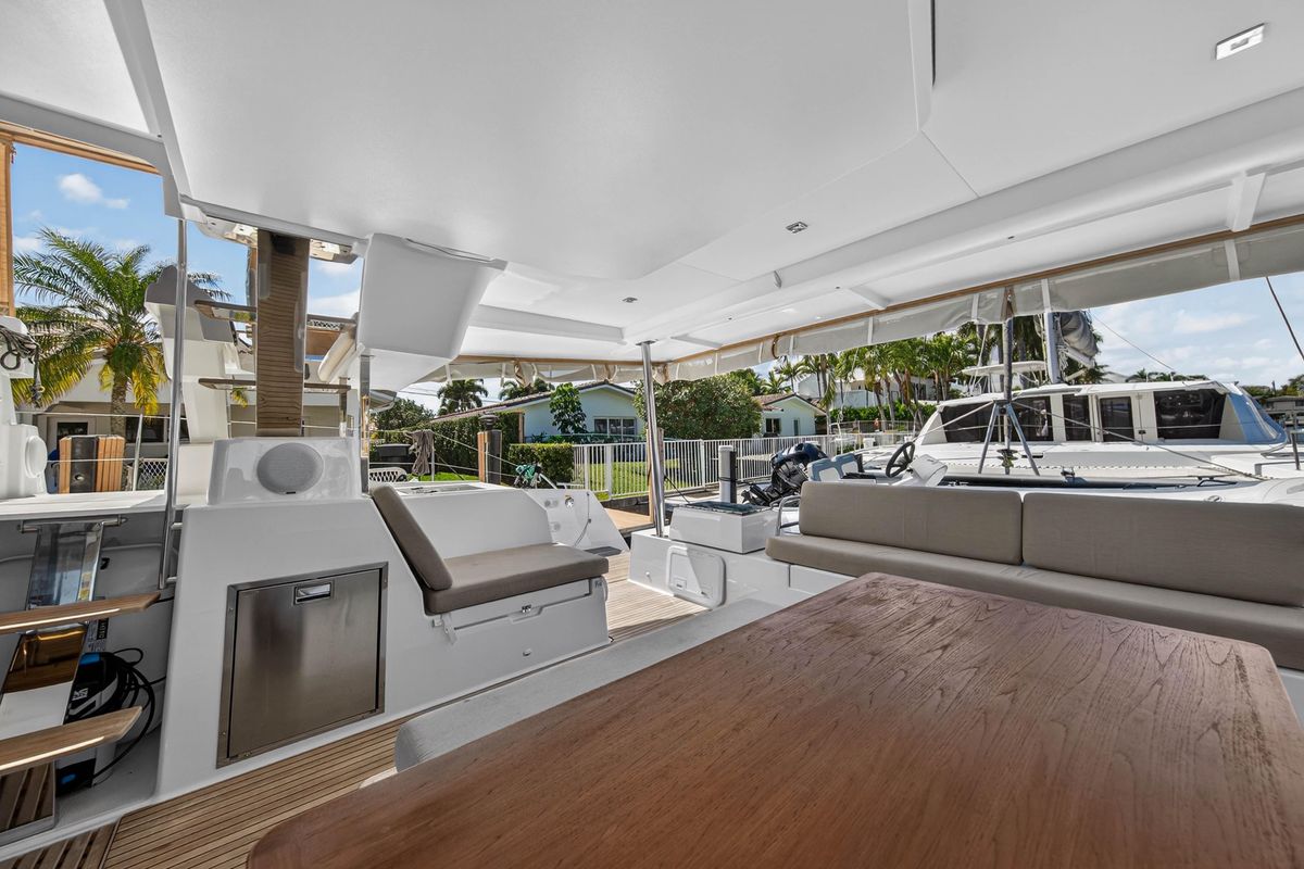 2022 Fountaine Pajot 47 