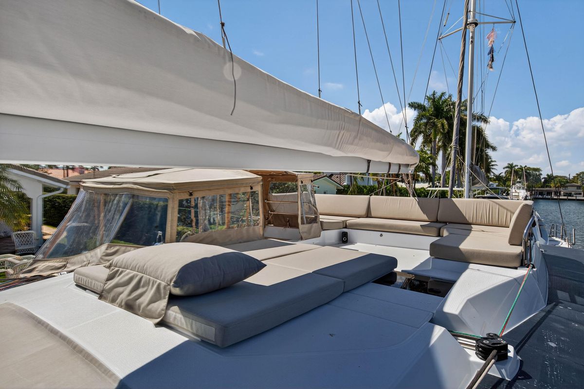 2022 Fountaine Pajot 47 