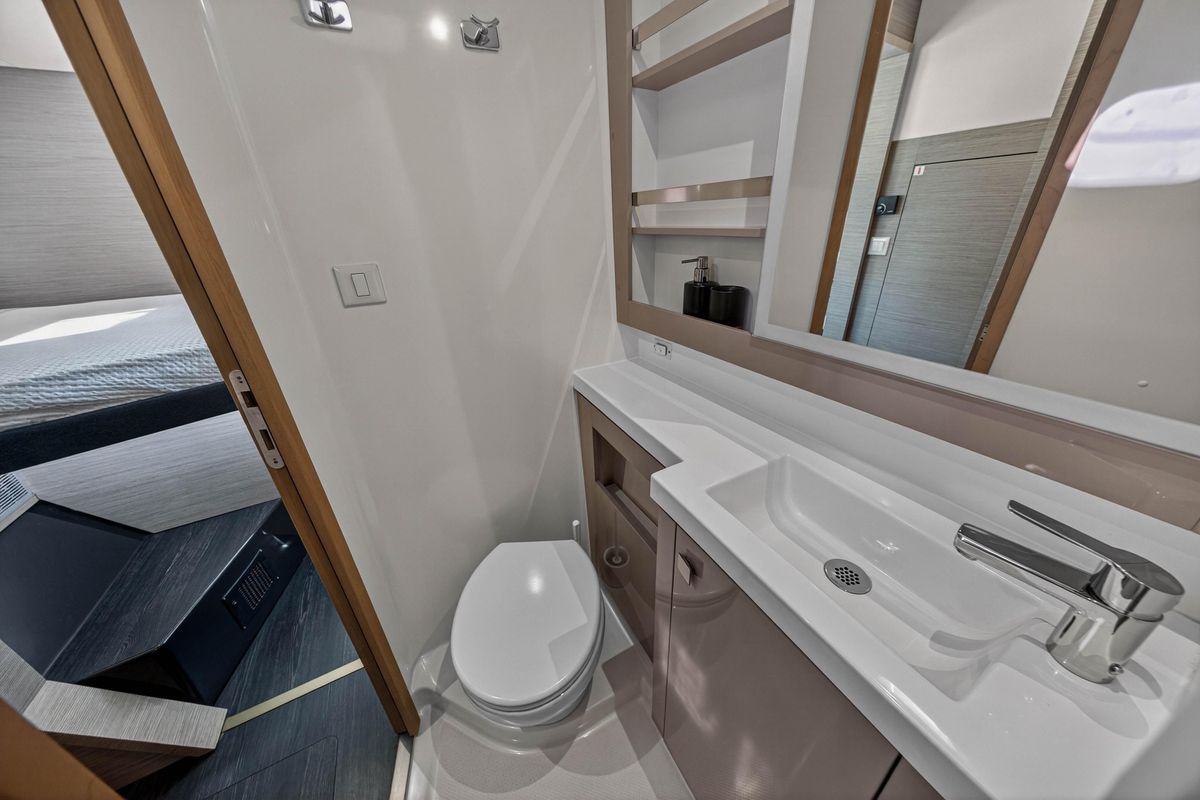 2022 Fountaine Pajot 47 