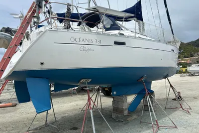 2000 Beneteau Oceanis Clipper 331