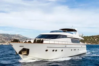 2007 Sanlorenzo SL82