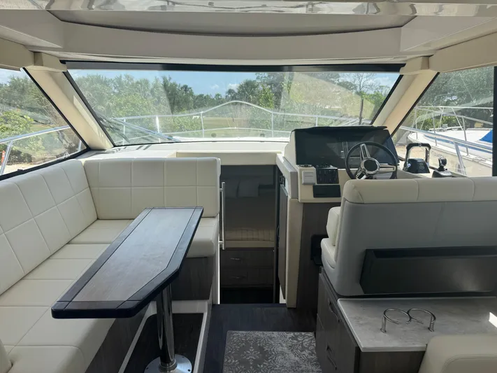 Perfect Alibi Yacht Photos Pics 